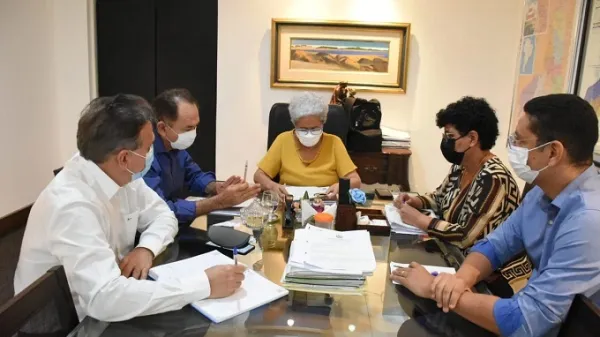 Regina Sousa decreta situação de emergência em 41 municípios piauienses